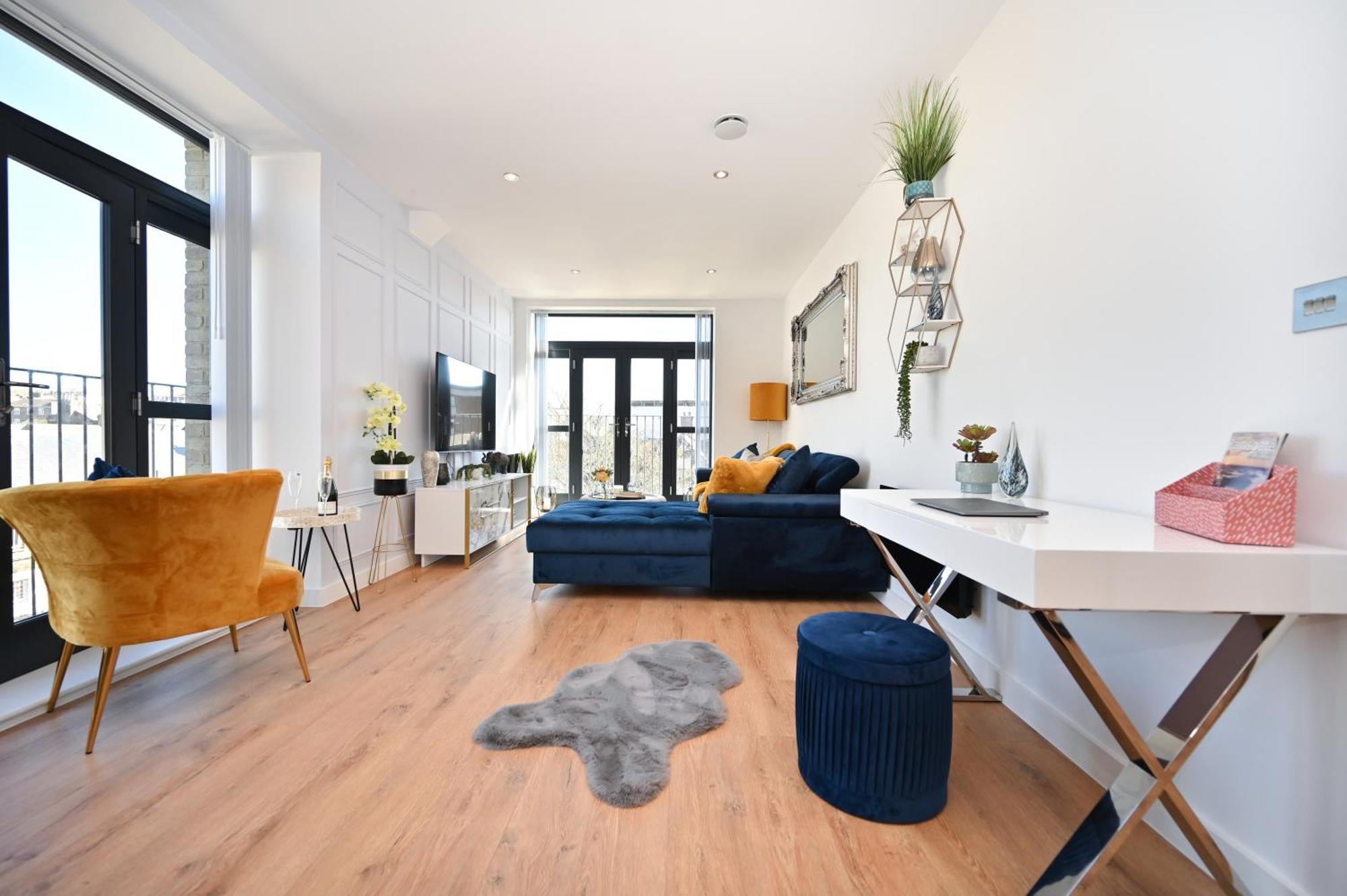 Spacious Designer 2Br Executive Apt, Near Beach & Marina, Central Location رامْسْغيت المظهر الخارجي الصورة