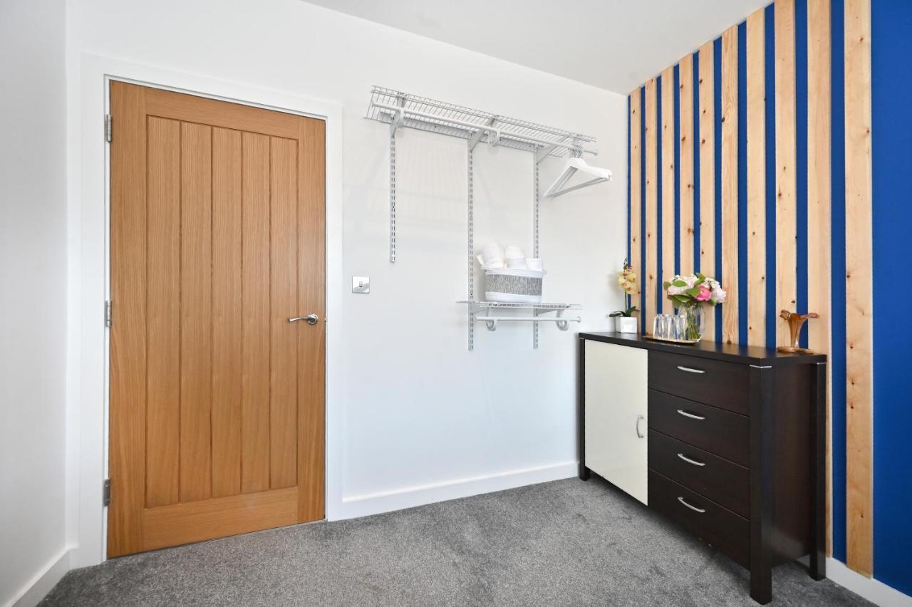 Spacious Designer 2Br Executive Apt, Near Beach & Marina, Central Location رامْسْغيت المظهر الخارجي الصورة