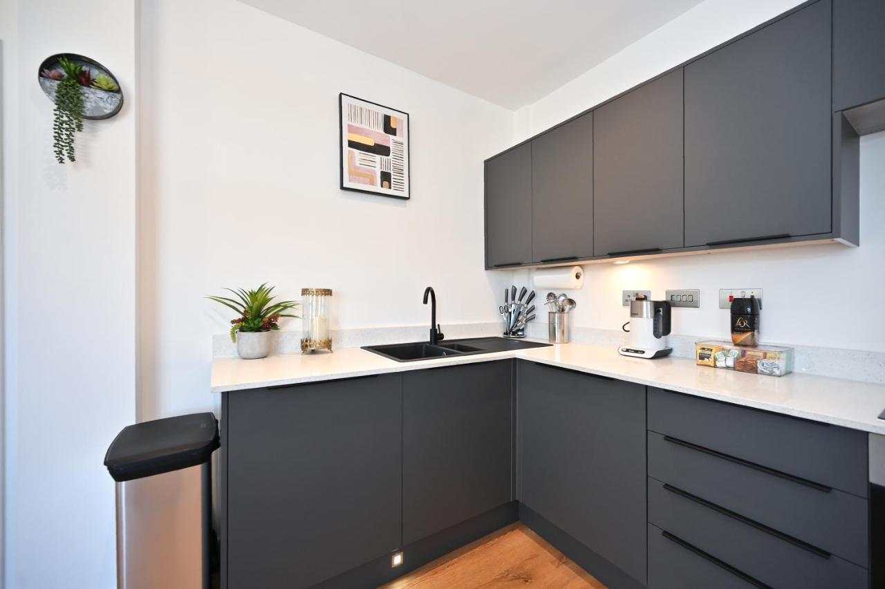 Spacious Designer 2Br Executive Apt, Near Beach & Marina, Central Location رامْسْغيت المظهر الخارجي الصورة